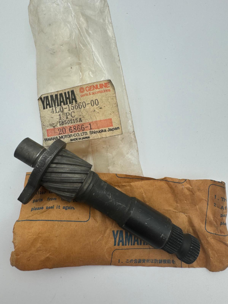 Yamaha Kickstarterwelle Kick Axle Assy RD350LC RD250LC RD350LCF RZ350S 4L0-15660-00/01 4L0-15660-01 4L0-15660-00 Original Ers